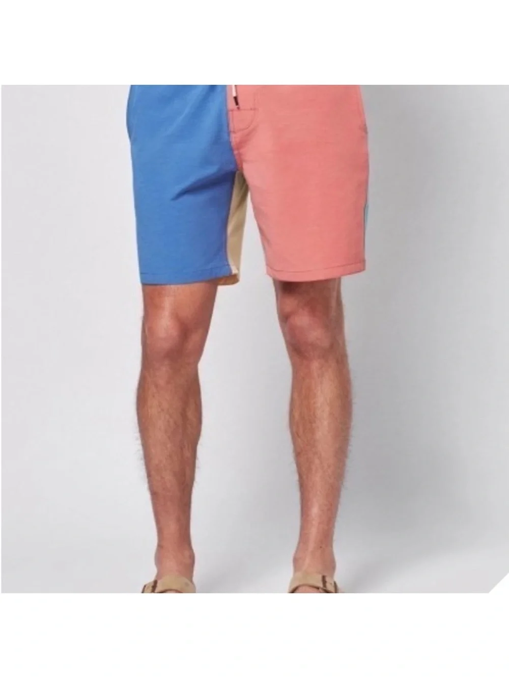 Faherty Fun Board short in Sumer Mix - 31